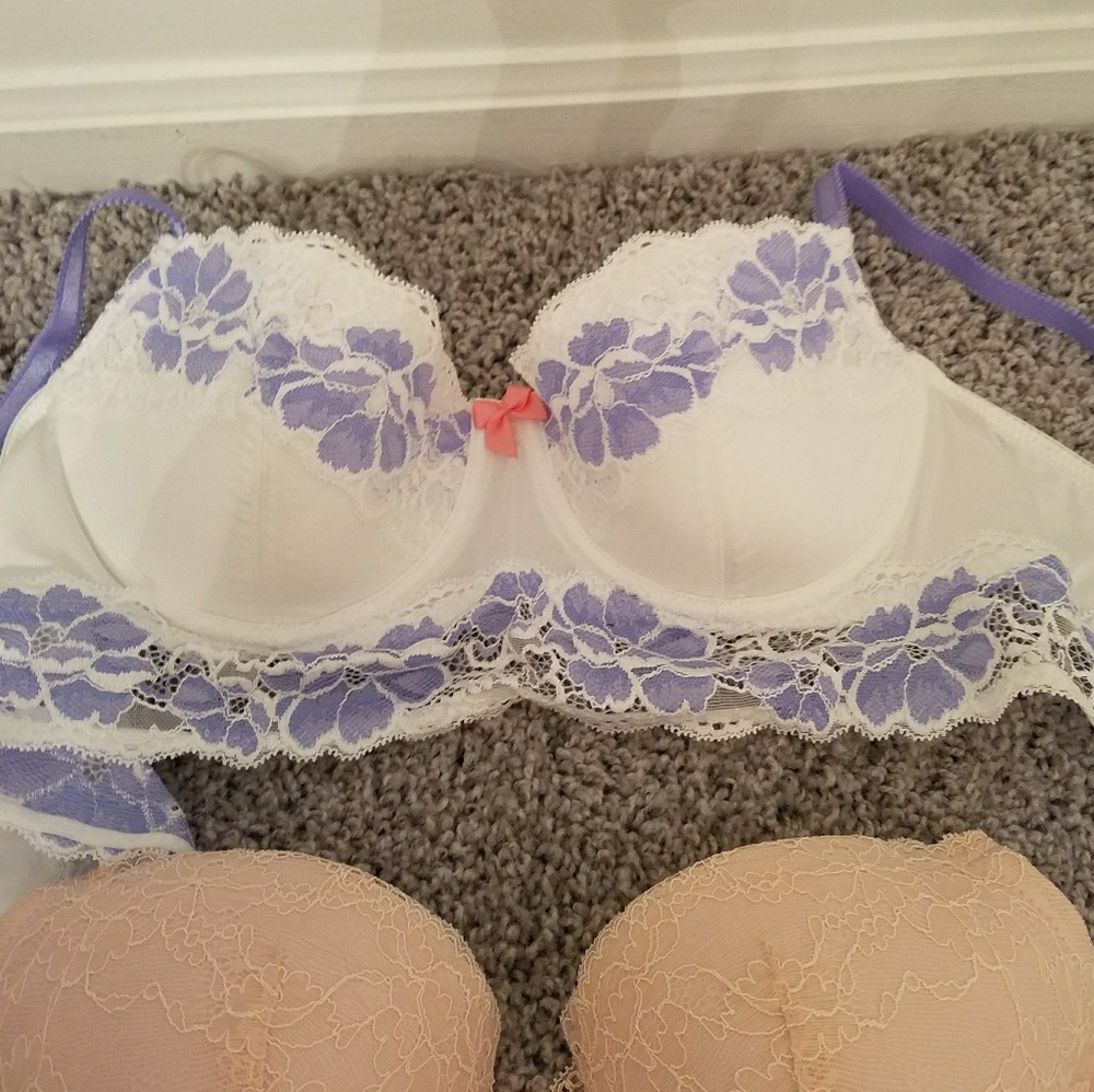 White and purple lace bra 34C, BNWT